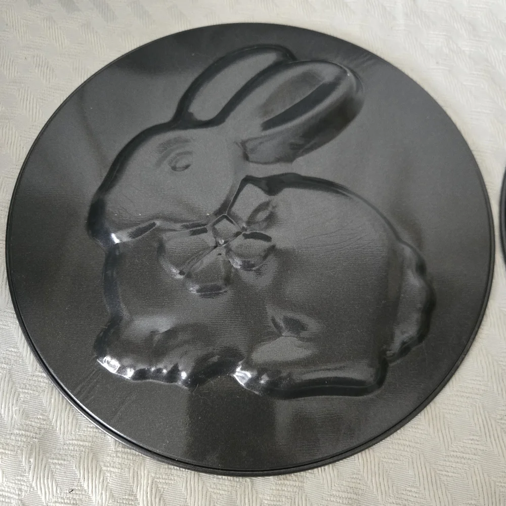 Black Cake Mold Set